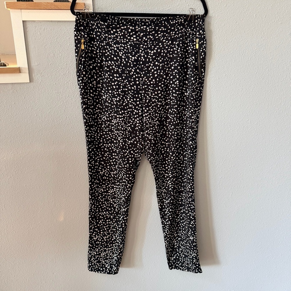 Kut from the Kloth Black and White Patterned Pants Gold Zipper Pockets
